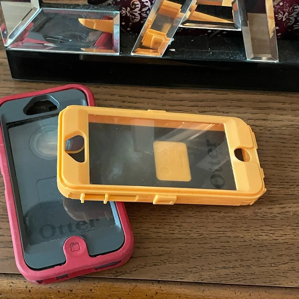 2~OtterBox Red and Yellow iPhone Cases Defender Series 5/5s/SE (1st Gen)